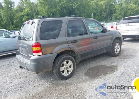 2005 Ford Escape Xlt из США, поврежденный, VIN 1FMCU93135KA21992